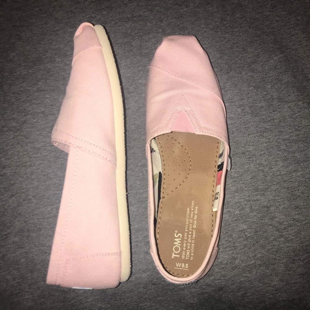 Baby Pink Toms